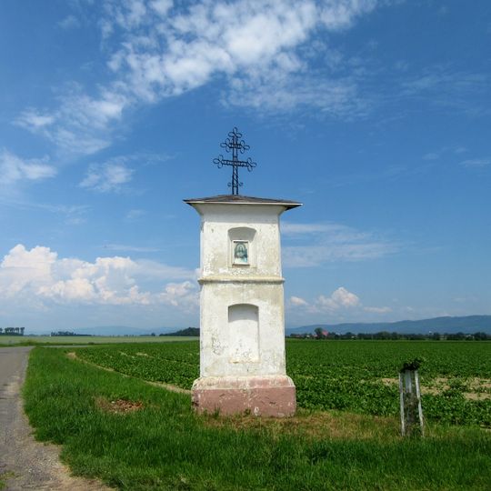 Boží muka u Hnojic na rozcestí