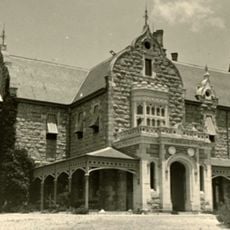 Abercrombie House