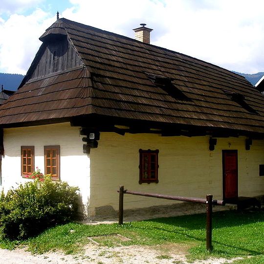 Roľnícka usadlosť, dom ľudový