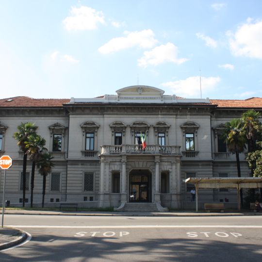 Ospedale di Circolo di Busto Arsizio - Padiglione Centrale