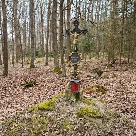 Kříž v lokalitě Na Kudličkách jihozápadně Nevida