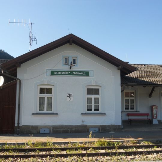 Niederwölz railway station
