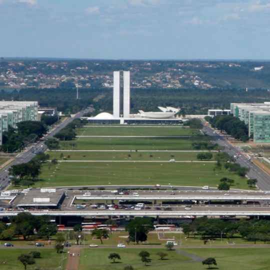 Monumental Axis