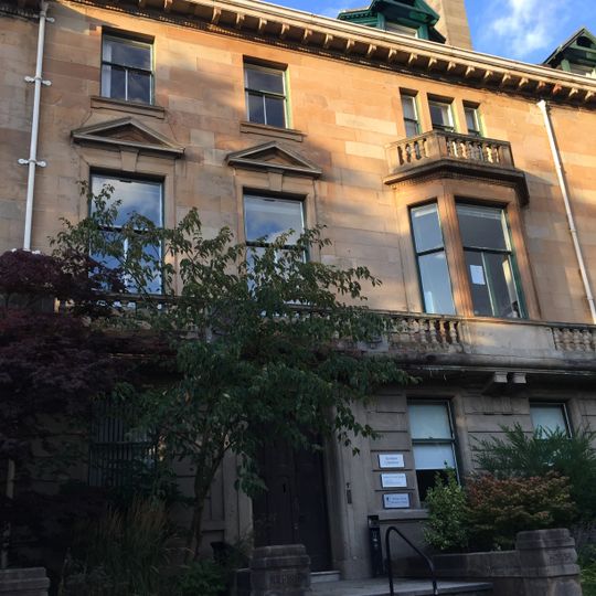 7 University Gardens