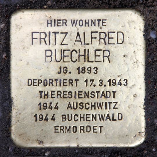 Stolperstein en memoria de Fritz Alfred Buechler