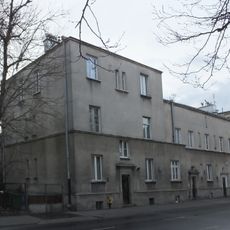 Dom przy ulicy Raszyńskiej 19