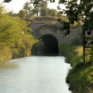 Tunnel-aqueduc de drainage de l'étang de Colombiers et Montady