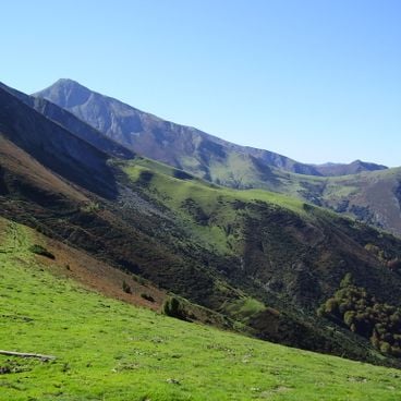 The most beautiful national parks of France: where the landscapes become grand