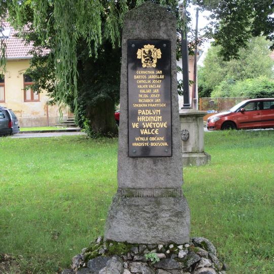 Pomník padlým v Hradišti