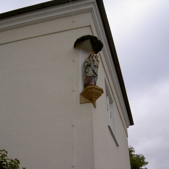 Hausmadonna und Gartengitter beim Kloster der Armen Schulschwestern, jetzt Amtsgericht