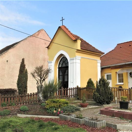 Kaple Nejsvětější Trojice v Kmetiněvsi