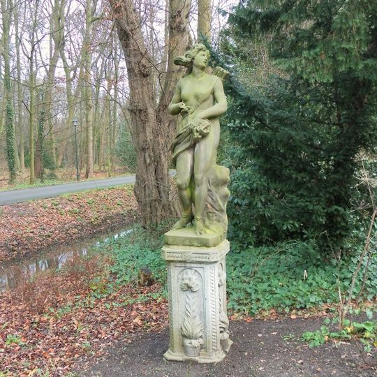 De Tempel: tuinbeeld "Diana"