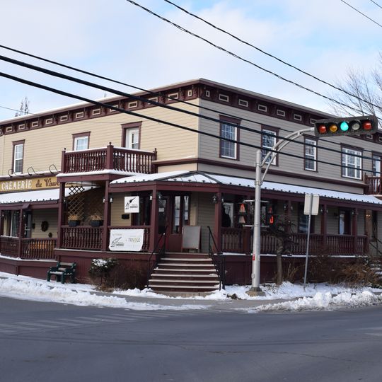 Maison Jean-Baptiste-Bernard