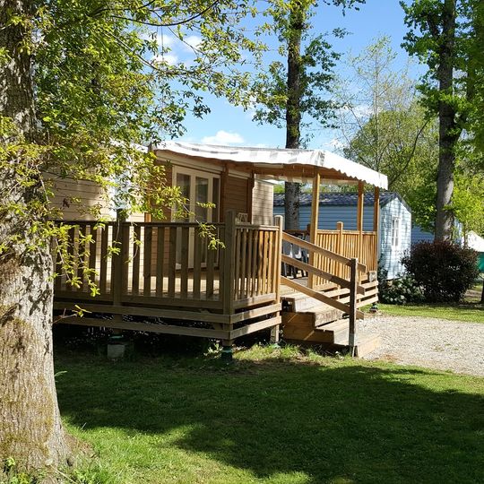 Camping Les Chalets sur Dordogne