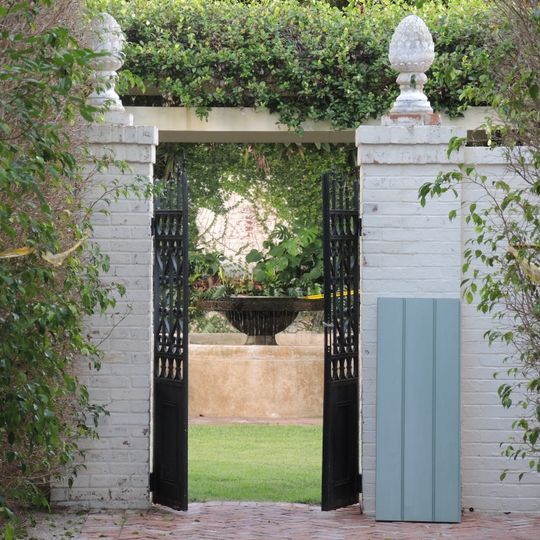 Halstead and Emily Lindsley House