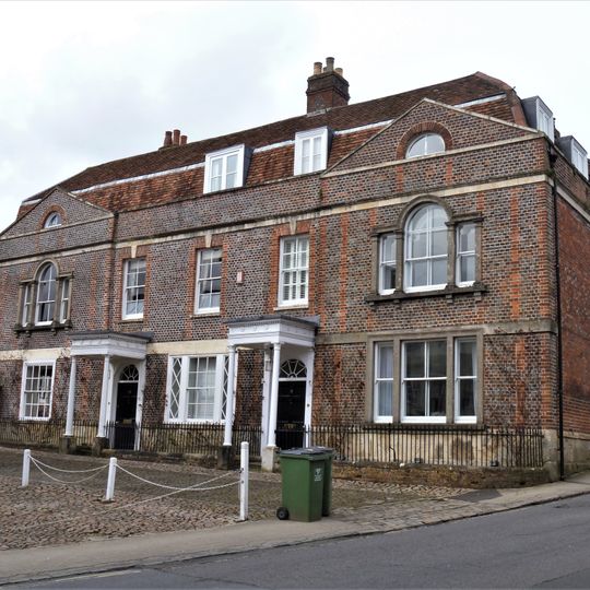 10 and 11, Kingsbury Street