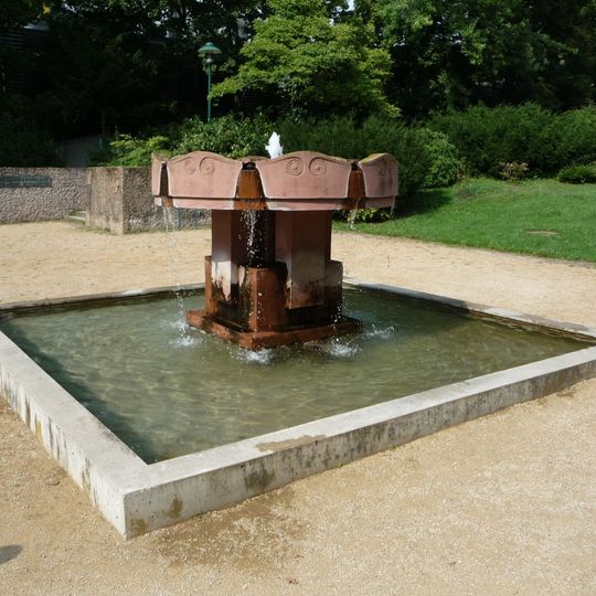 Paula-Ludwig-Platz-Brunnen