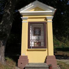 Výklenková kaple Panny Marie