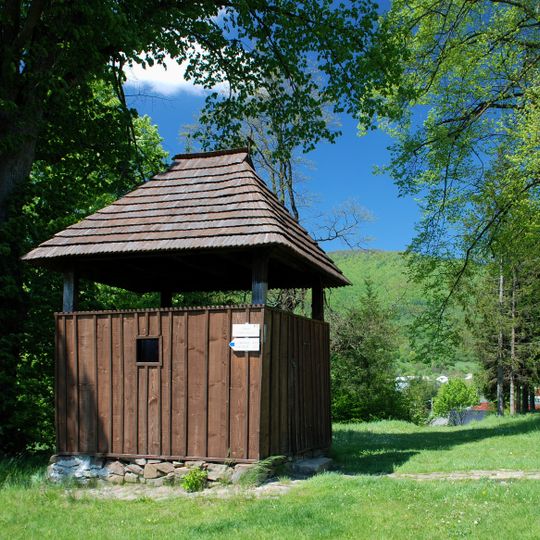 Chrám gr. k. sv. Michala, zvonica drevená