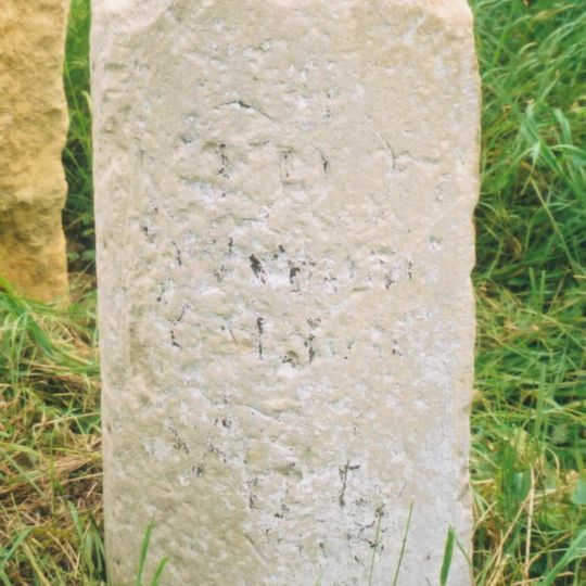 Milestone Opposite Highgate Farm At Ngr Su 046847