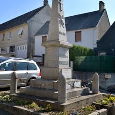 War memorial of Beauchamps