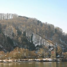 Teil der Anschlussmauer Linz