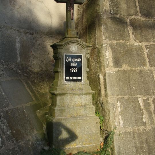 Kříž Ejhle spasitel světa