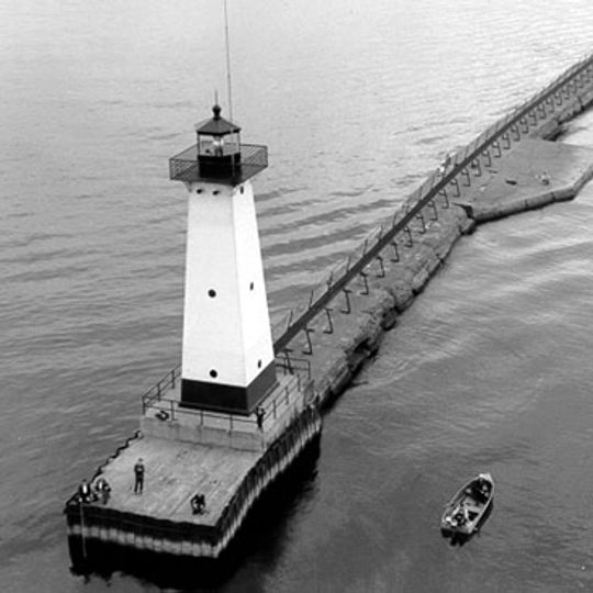 Sodus Outer Light