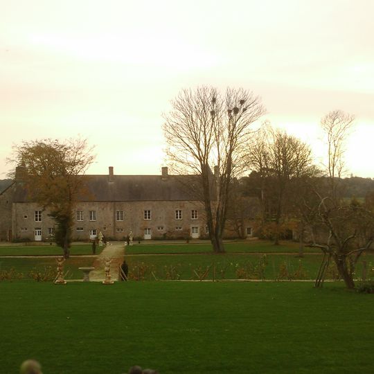 Château d'Étienville