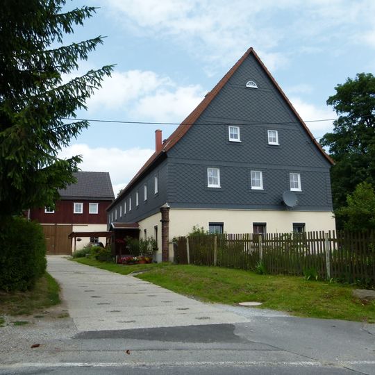 Wohnstallhaus eines Bauernhofes Frankenthaler Straße 1