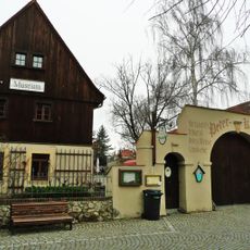 Kirchplatz 19