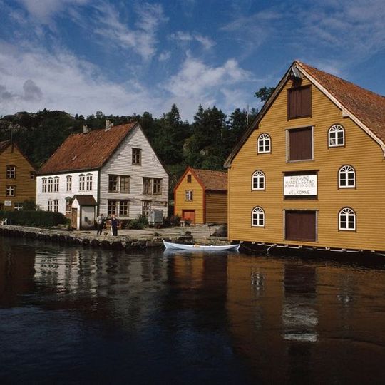 RUGSUND HANDELSSTED OG GJESTGIVERI