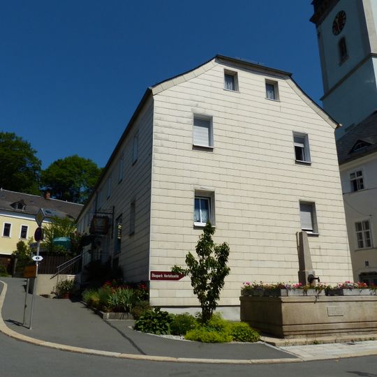 Vergleiche Ensemble Marktplatz/Kirchberg