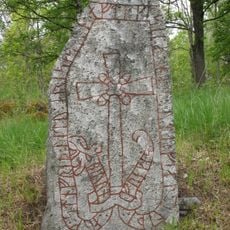 Upplands runinskrifter 611