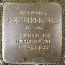 Stolperstein en memoria de Martin Herzfeld