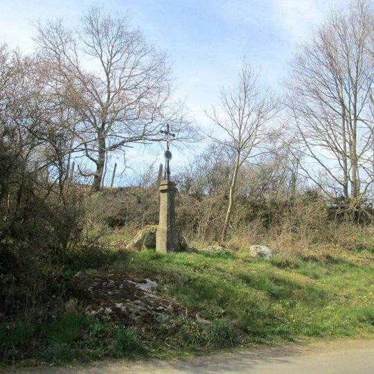 Kříž jižně od Čejkov