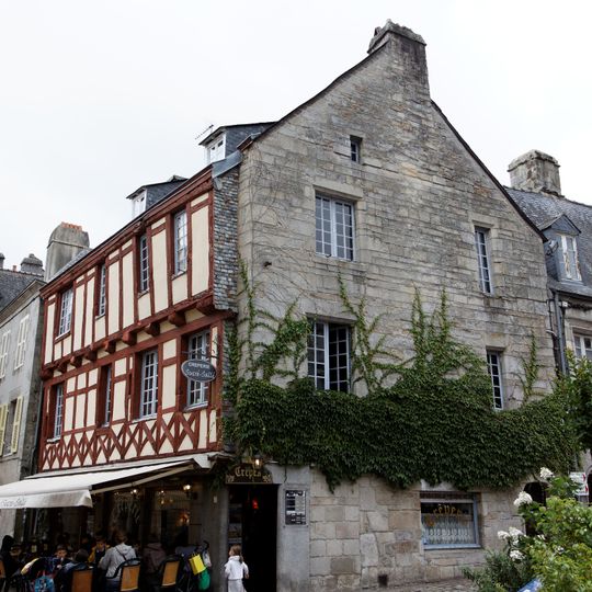 Maison, 2 rue du Lycée, 6 rue du Salé