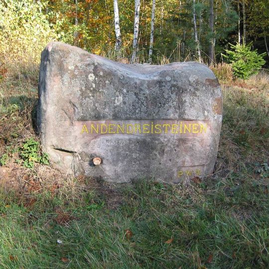 Ritterstein 85 "An den drei Steinen"