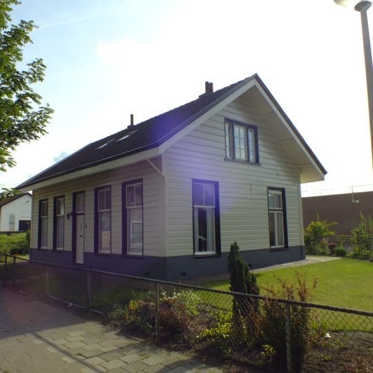 Voormalige dienstwoning