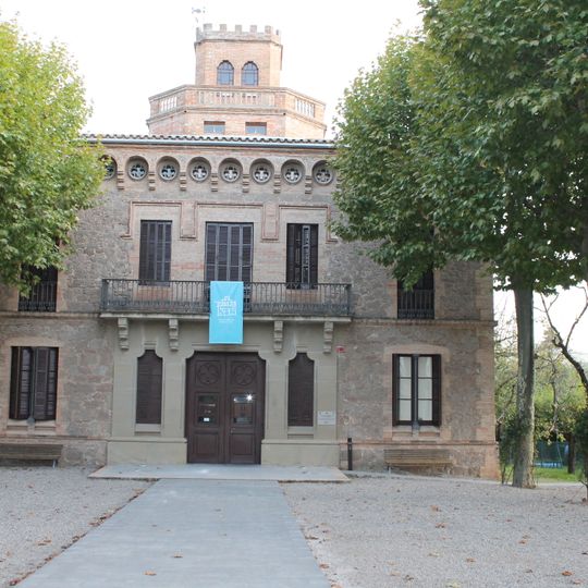 Torre de l'Amo de Viladomiu Nou