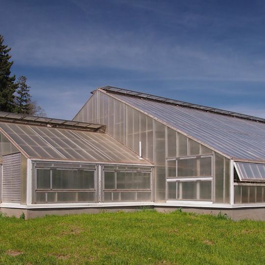 Olcott Park Greenhouse