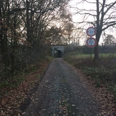 Železniční most přes cestu Vlčice - Nová Huť