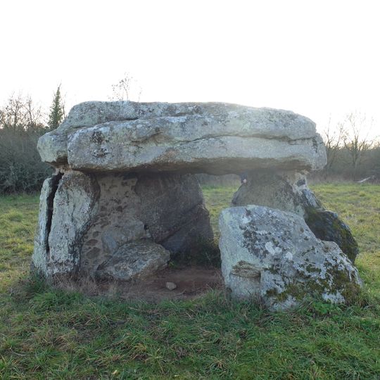 Pierre couverte de Montbenault