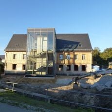 Schulgebäude Alte Hauptstraße 24 (ehemals Hauptstraße 24)