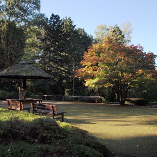 LSG-Friedenswald, Forstbotanischer Garten und Gruenverbindungen um Hahnwald