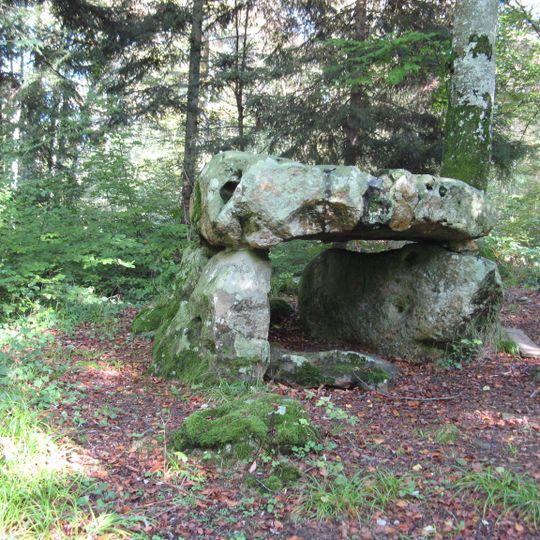 Dolmen de Lancy