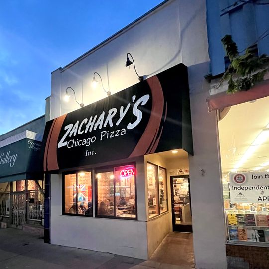 Zachary's Chicago Pizza