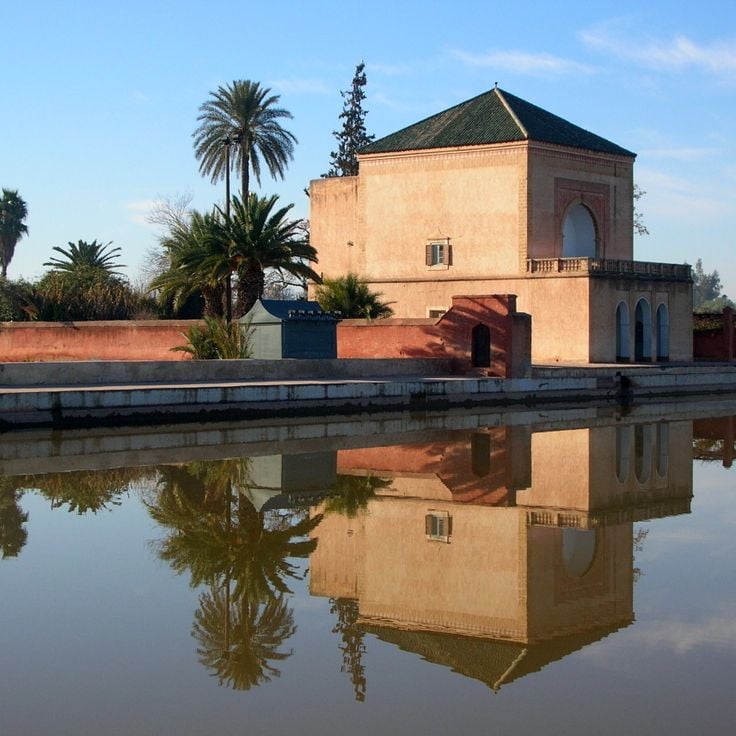Менара