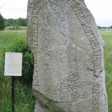 Uppland Runic Inscription 324
