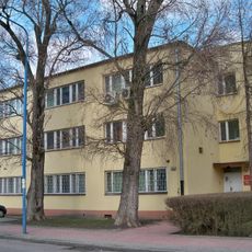 Blok przy ulicy Wiślickiej 6